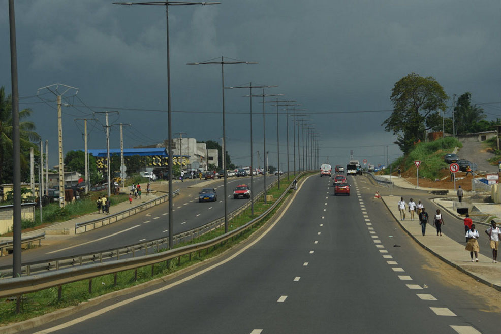 Une Vue de la nouvelle route des PK 5 - PK 12