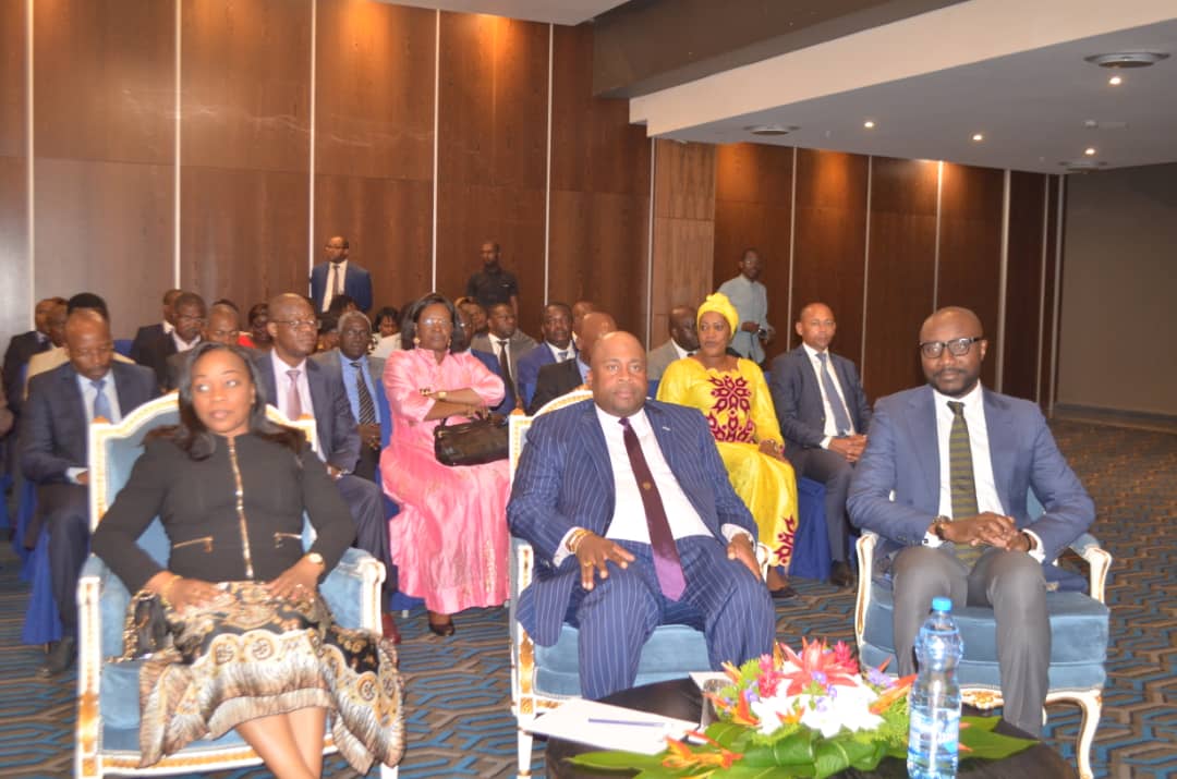 Le ministre du Pétrole, du Gaz et des Hydrocarbures, Pascal Houangni Ambouroue et ses collègues de l’Agriculture, Biendi Maganga Moussavou et de la Pêche, Prisca Koho Nlend.