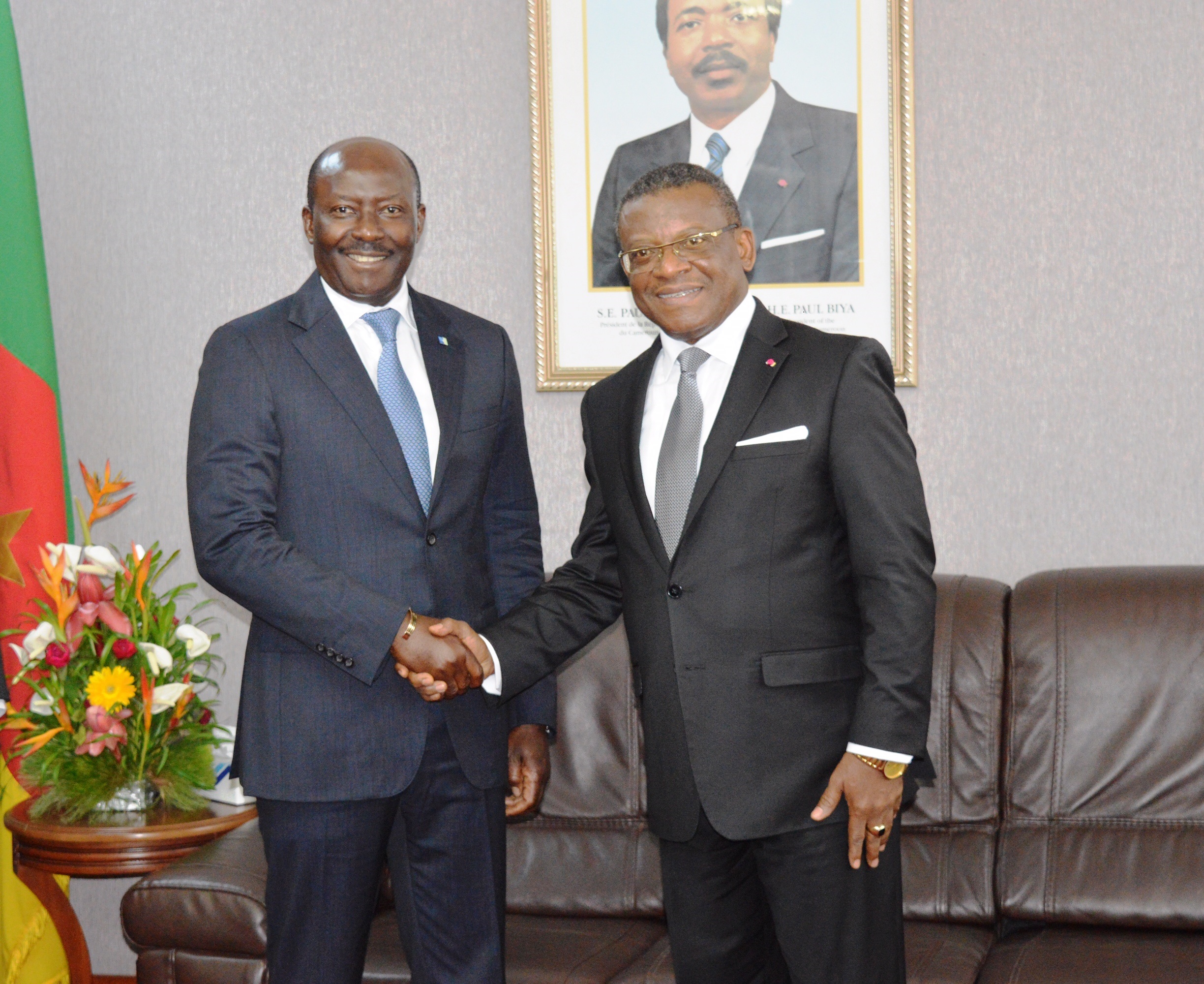 Henri Claude OYIMA et Joseph Dion Ngute.