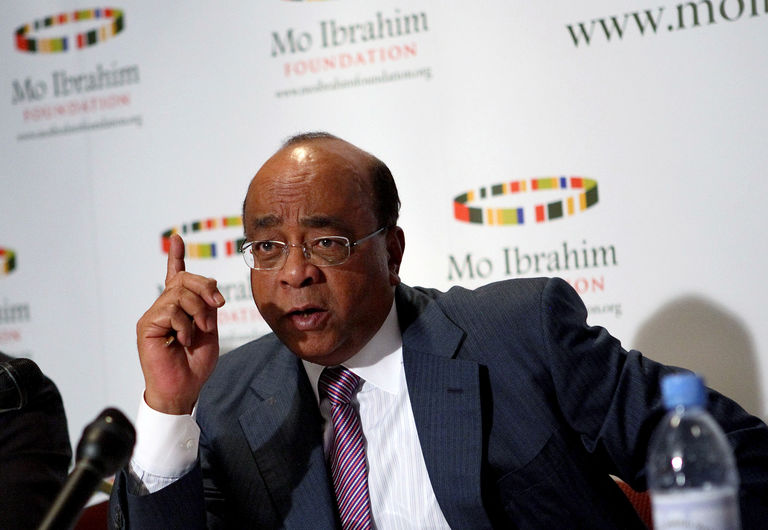 Le milliardaire anglo-soudanais Mo Ibrahim (photo), est devenu un penseur respecté du continent. Chaque année, l’indice de la gouvernance africaine, produit par sa fondation, donne le pouls de l’Afrique en matière de politique publique, de droits humains et développement.