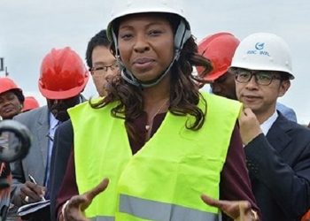 La ministre de la Promotion des investissements, Carmen Ndaot.