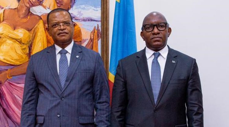 Le président de la BDEAC, Fortunato-Ofa Mbo Nchama, et le PM, Jean-Michel Sama Lukonde Kyenge.