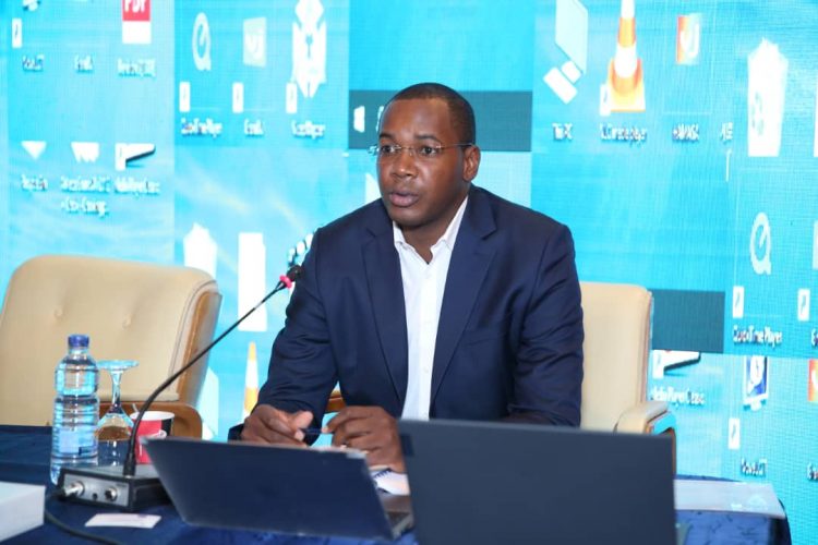 Le président du groupe des négociateurs africains sur le climat, Tanguy Gahouma-Bekale.