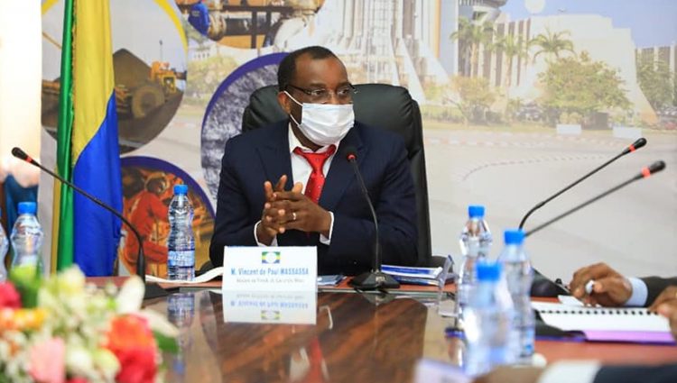 Le ministre du Pétrole, du Gaz et des Mines, Vincent De Paul Massassa.