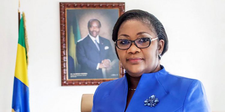 La ministre de l’Economie et de la Relance, Nicole Jeanine Lydie ROBOTY épse. MBOU,