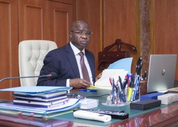 Le ministre du Budget et des Comptes publics, Sosthène Ossoungou Ndibangoye.