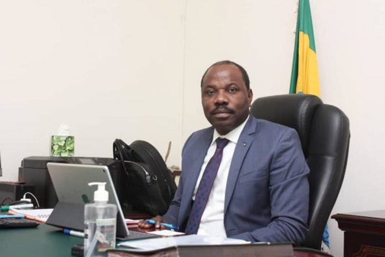 Le ministère du Commerce, des Petites et moyennes entreprises et de l’Industrie, Hugues Mbadinga Madiya.