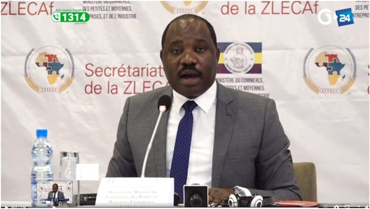 Le ministre du Commerce, des PME et de l'Industrie, Hugues Mbadinga Madiya.