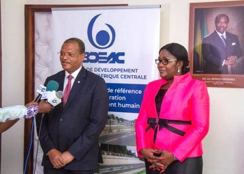 Le président de la BDEAC, Fortunato OFA MBO NCHAMA et la ministre de l’Economie et de la Relance du Gabon, Nicole Janine Lydie Roboty Epse. Mbou.