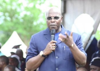 Le ministre du Commerce, des Petites et moyennes entreprises, Yves Fernand Manfoumbi