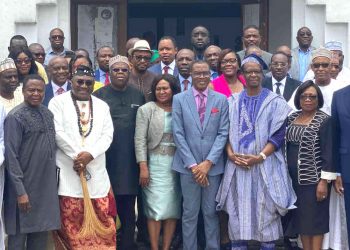 La délégation du Groupe de la Banque africaine de développement lors de sa rencontre avec le secteur privé camerounais.