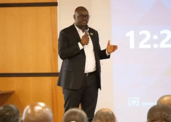 le ministre des Mines, Elvis Ossindji