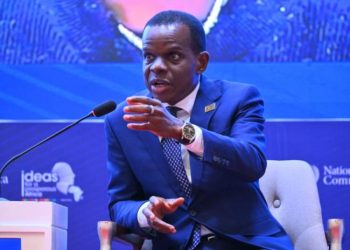 Le Secrétaire exécutif par intérim de la CEA, Antonio Pedro.