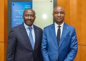 Dimitri Kévin Ndjebi (à droite), nouveau DG de BGFIBank Gabon aux côtés du PDG du Groupe BGFIBank, Henri Claude Oyima DR.
