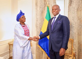 Le Général Brice Clotaire Oligui Nguema et le Dr Juliette Biao Koudenoukpo, Directrice et Représentante Régionale du Forum des Nations Unies pour les Forêts.