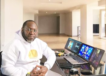 Moment de travail du CEO d’Ogooué Corps Technologies