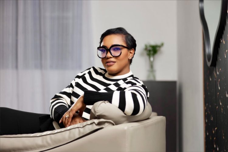 Elvire Nancy DIKIGOU MBADINGA