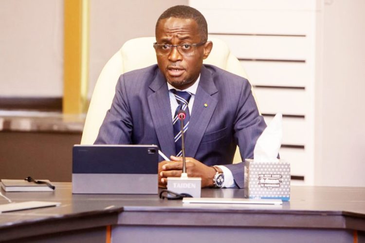 Le ministre Sosthène Nguema Nguema