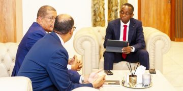 Le ministre des Mines et la Comilog