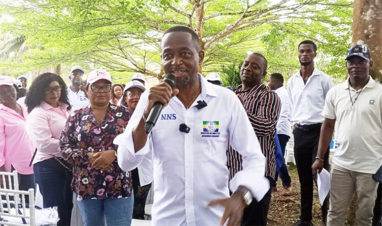 Le ministre des Mines et des Ressources géologiques, Sosthène Nguema Nguema