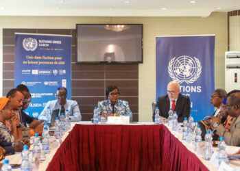 Vue d’ensemble des participants au dialogue stratégique entre la Coordonnatrice résidente du Système des Nations Unies et les organisations de la société civile.