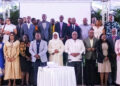 Photo de groupe des formateurs experts du Groupe de la Banque africaine de développement et des participants à l'atelier de renforcement des capacités institutionnelles et à la clinique fiduciaire