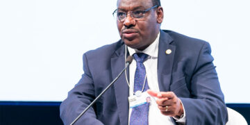 Claver Gatete, Secrétaire général adjoint et Secrétaire exécutif de la Commission économique des Nations Unies pour l'Afrique (CEA),